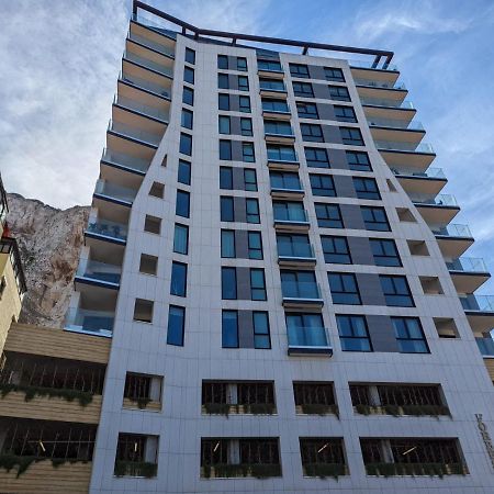 Modern Apartment With Spa And Pool Gibraltar Exterior foto